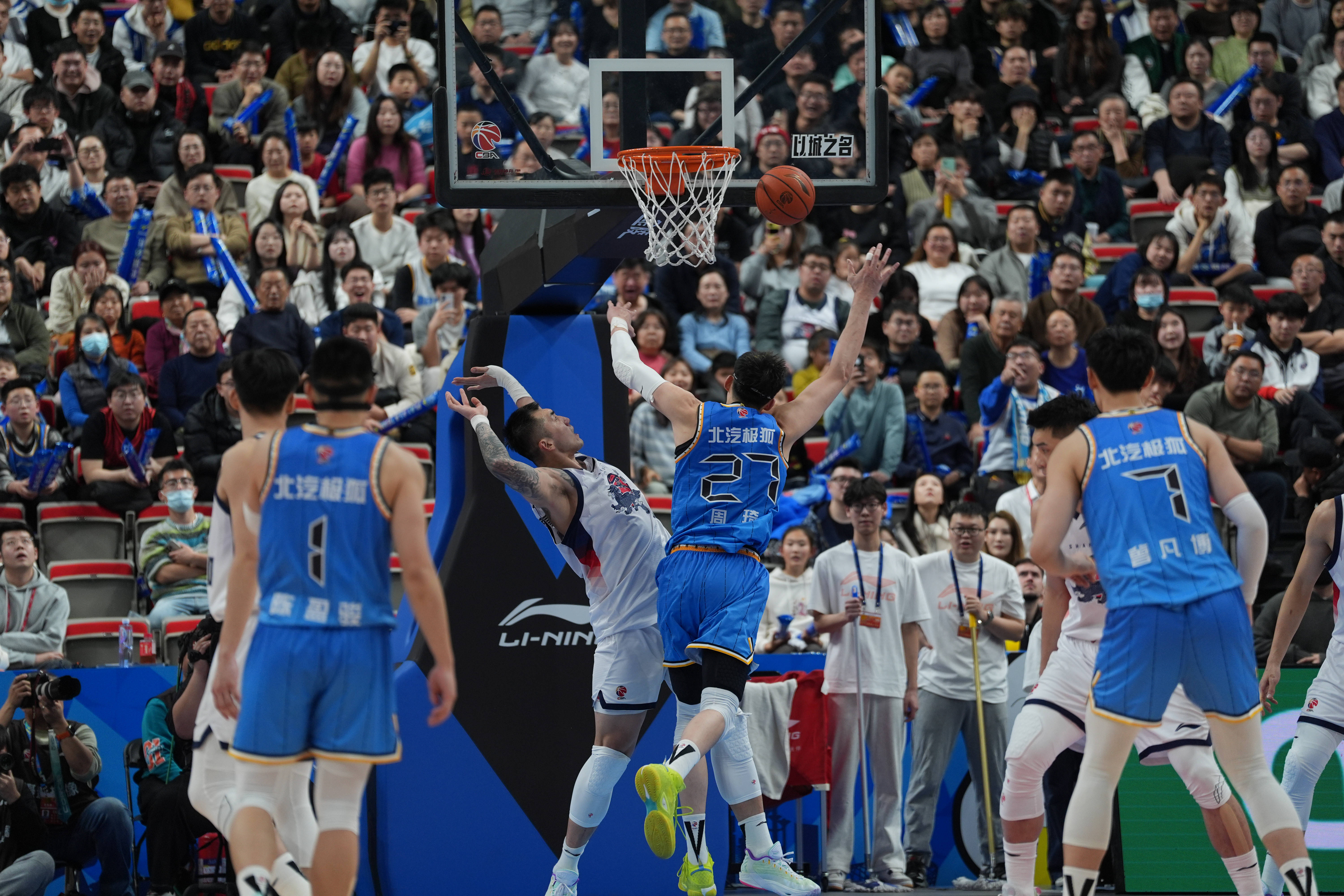 太狠了！山东男篮围绕NBA总决赛门线救险广东宏远临场应变备战NBA总决赛，窗口期波尔图主帅复盘(cba辽粤沃特斯冲突)